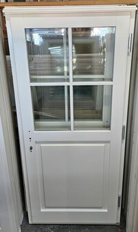 Enkele deur bxh 100cm x 220cm met ruitverdeling 2&times;2 en 1/2 paneel