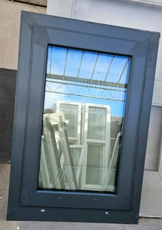 aluminium draaikiepraam bxh 775&times;1135