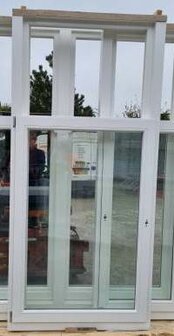 Meranti, bxh 1180&times;2620, verdeeld in onder draaikiep en boven vast zonder glas