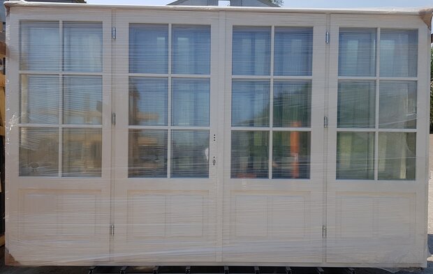 Openslaande deuren bxh 360cm x 220cm 1/4 paneel met 8×3 ruitverdeling